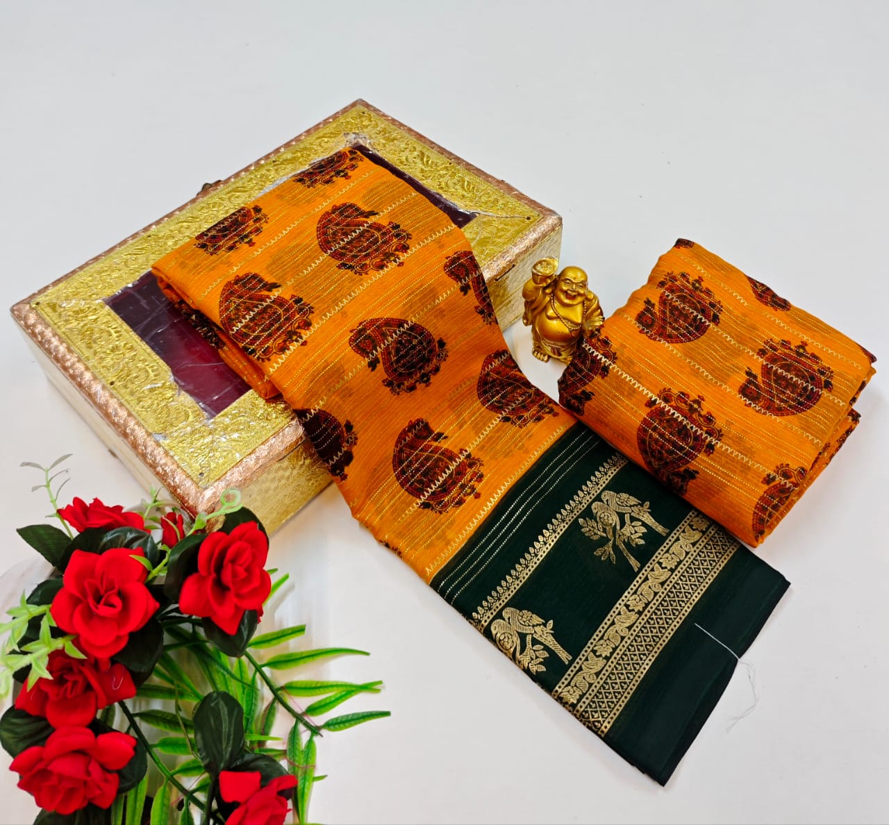 Zig Zag Digital Print Saree with Contrast Jari Border and Line Design Pallu
